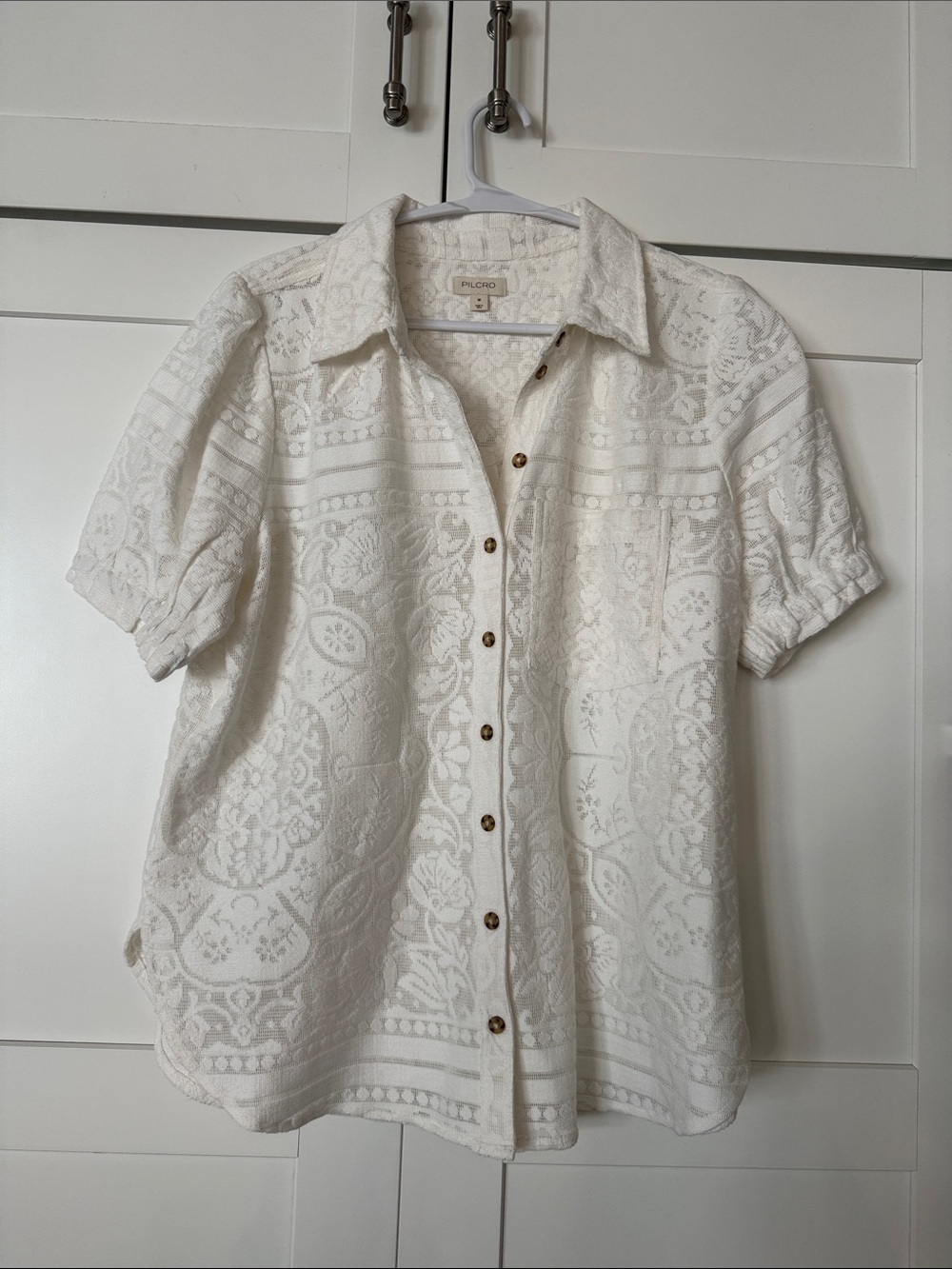Pilcro White Short Sleeve Button-Front Lace-Texture Shirt